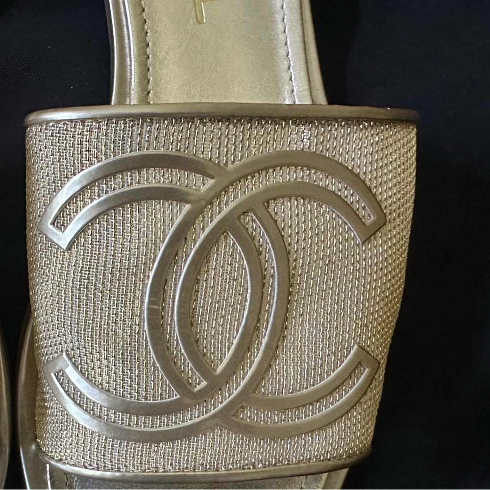 Chanel Gold Mesh Mules Size 38 US 8 - Picture 4 of 13